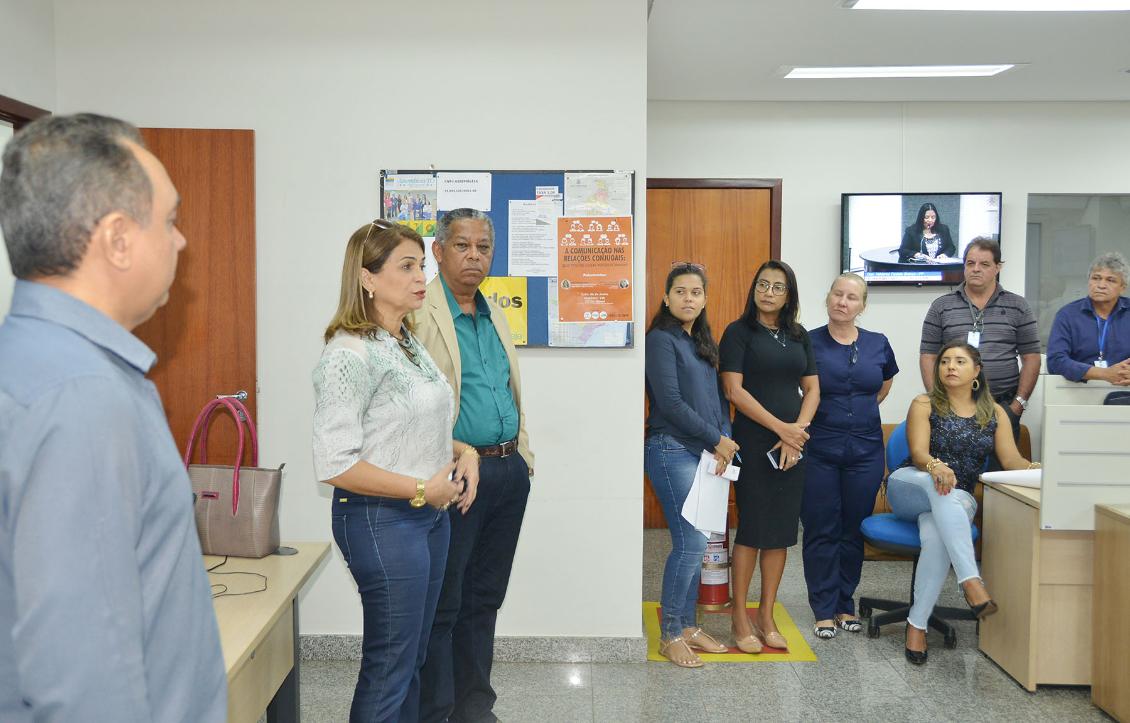 Dona Virginia está mobilizando os servidores pela causa Dona Virginia está mobilizando os servidores pela causa