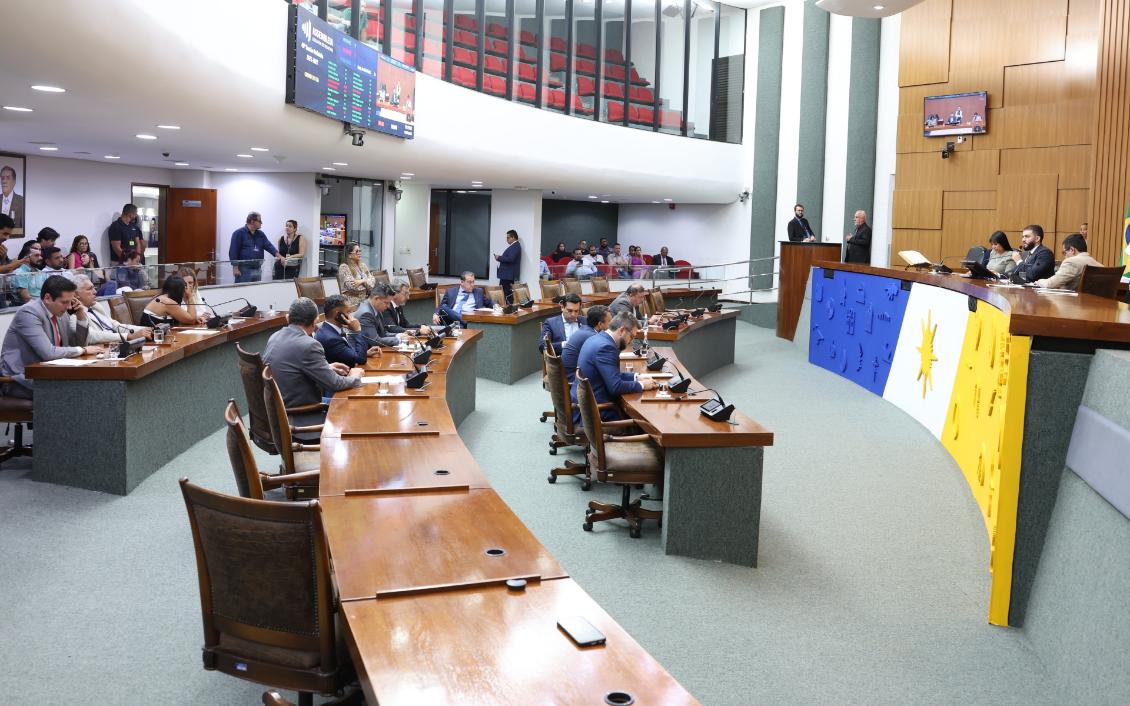 As demandas foram oficializadas por meio de requerimentos. As demandas foram oficializadas por meio de requerimentos.
