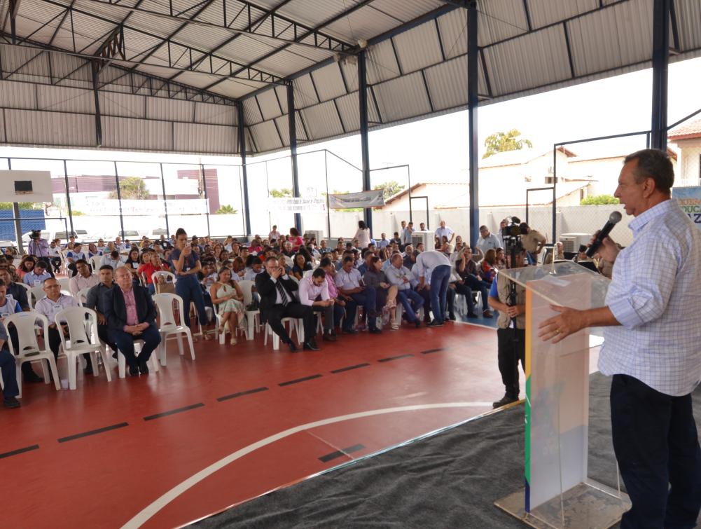Antonio Andrade acompanha governador em discussão do PPA em Araguaína Antonio Andrade acompanha governador em discussão do PPA em Araguaína