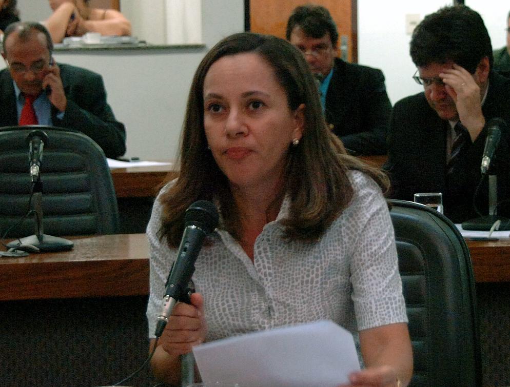 Deputada Josi Nunes (PMDB)