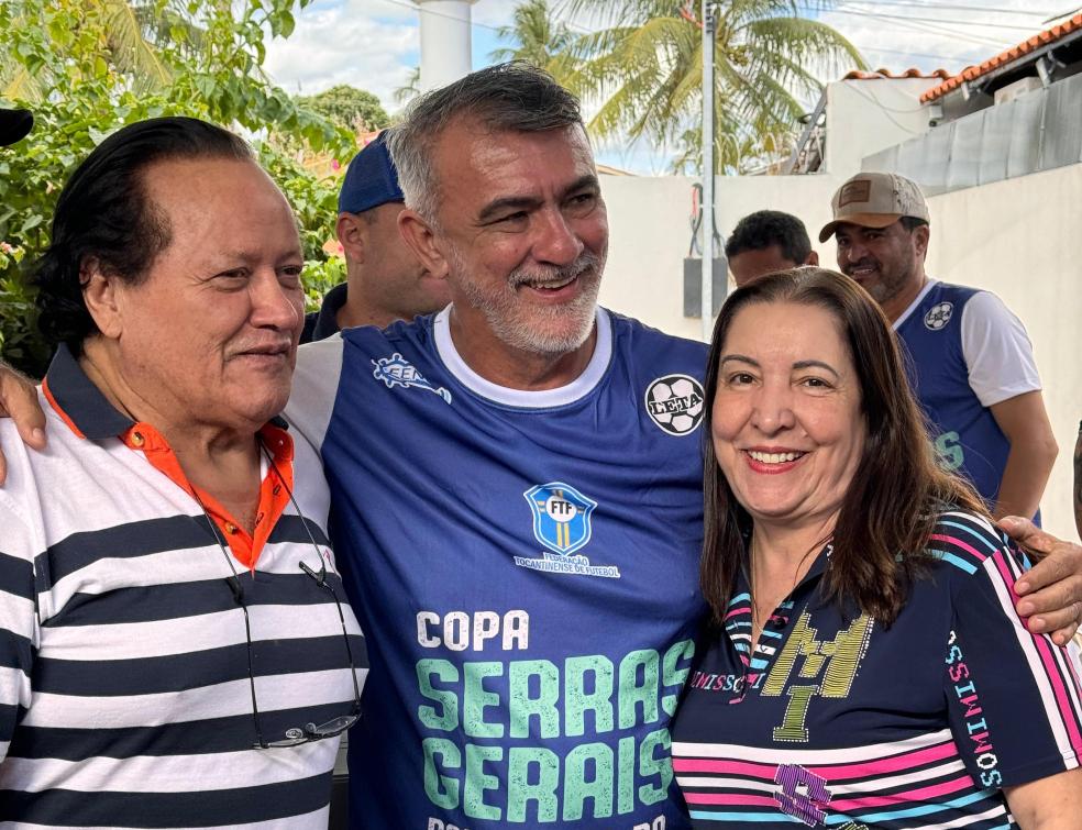 Deputado Amélio elogiou trabalho do prefeito de Taguatinga, Paulo Roberto, e da primeira-dama, Zeila Deputado Amélio elogiou trabalho do prefeito de Taguatinga, Paulo Roberto, e da primeira-dama, Zeila