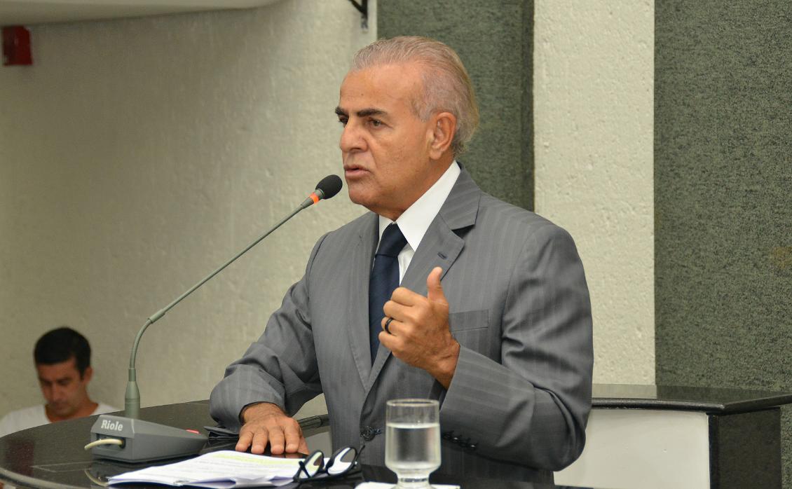 Pauta dominou as discussões na sessão desta terça-feira Pauta dominou as discussões na sessão desta terça-feira