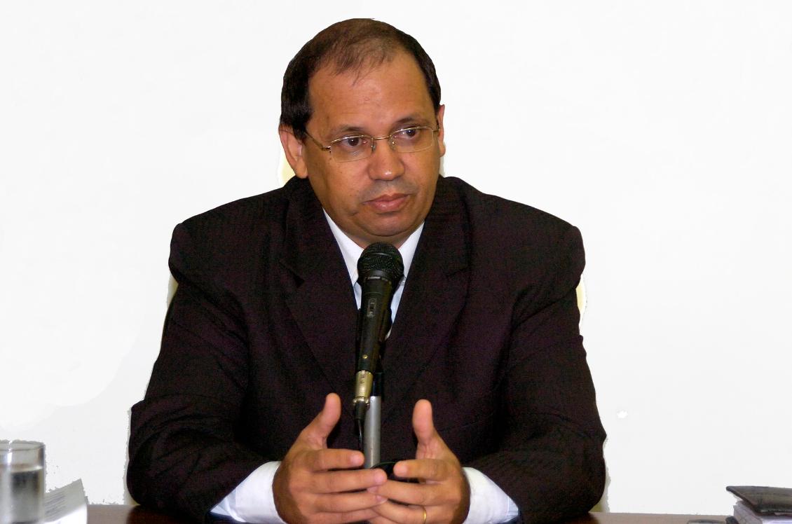 Deputado Eli Borges (PMDB) Deputado Eli Borges (PMDB)