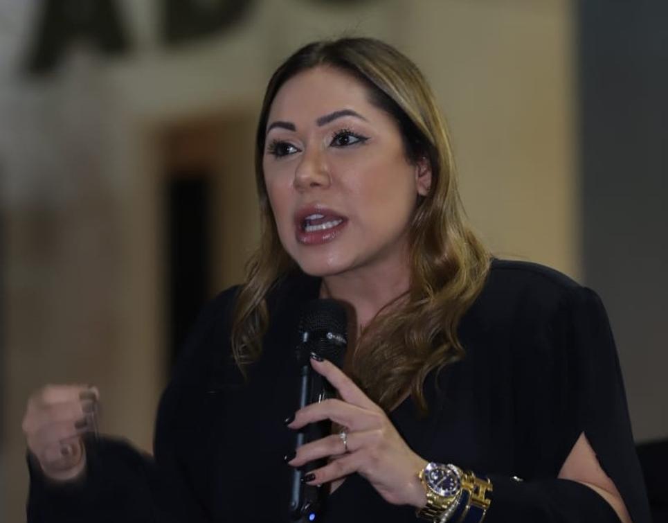 A deputada Luana Ribeiro reafirmou seu compromisso com as forças de segurança A deputada Luana Ribeiro reafirmou seu compromisso com as forças de segurança