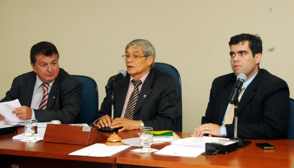 Mesa Diretora da sessão de 5ª feira Mesa Diretora da sessão de 5ª feira