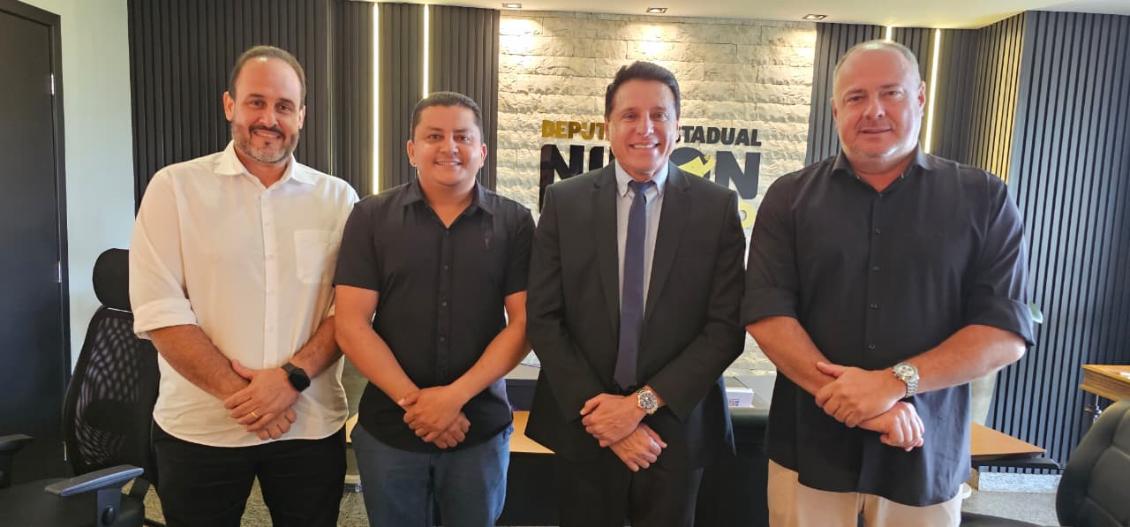 Prefeito Marquinho (Araguacema), prefeito Joel Rufino (Rio dos Bois) e prefeito Flavão (Divinópolis)