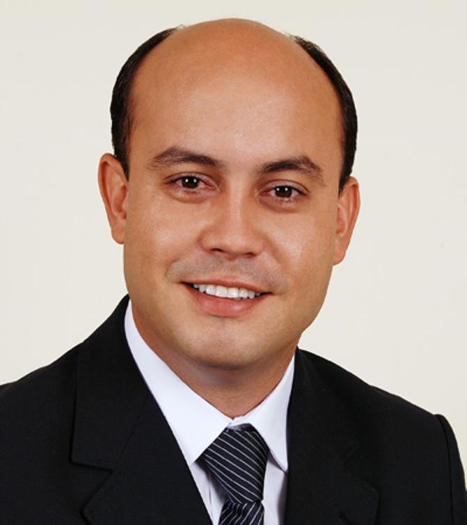 perfil_parlamentar_Sandoval Cardoso