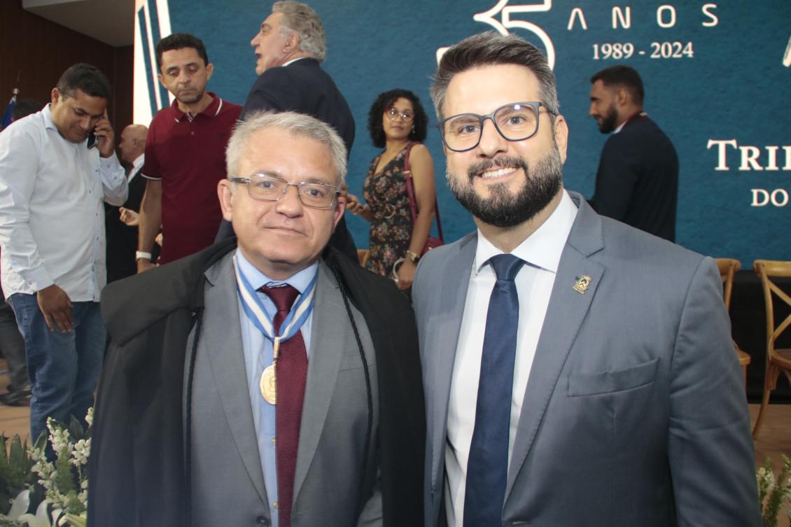 Deputado Mantoan parabeniza o presidente do TCE/TO pelos 35 anos da Corte