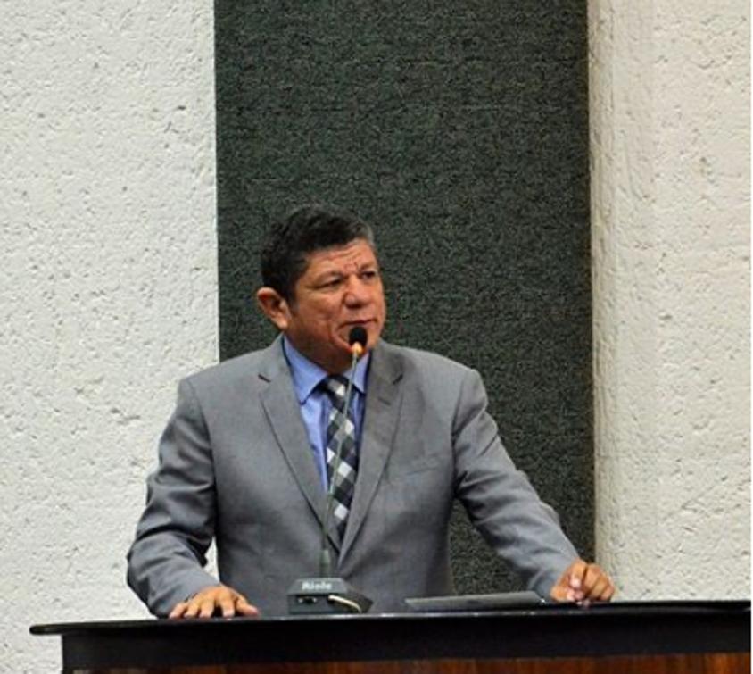 Deputado Ivory de Lira em sessão na Assembleia Legislativa do Tocantins