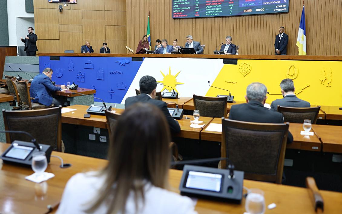 Medida vale para veículos terrestres de passageiros, caminhonetes ou mistos