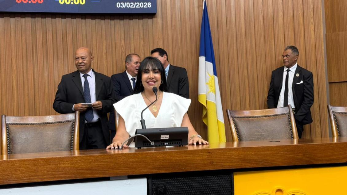 Mesmo durante o período sem sessões plenárias, deputada percorreu municípios e manteve atuação ativa