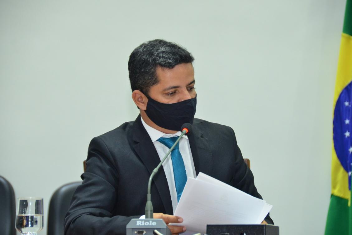 O deputado solicitou barreiras sanitárias e informações e materiais de proteção à população da zona. O deputado solicitou barreiras sanitárias e informações e materiais de proteção à população da zona.
