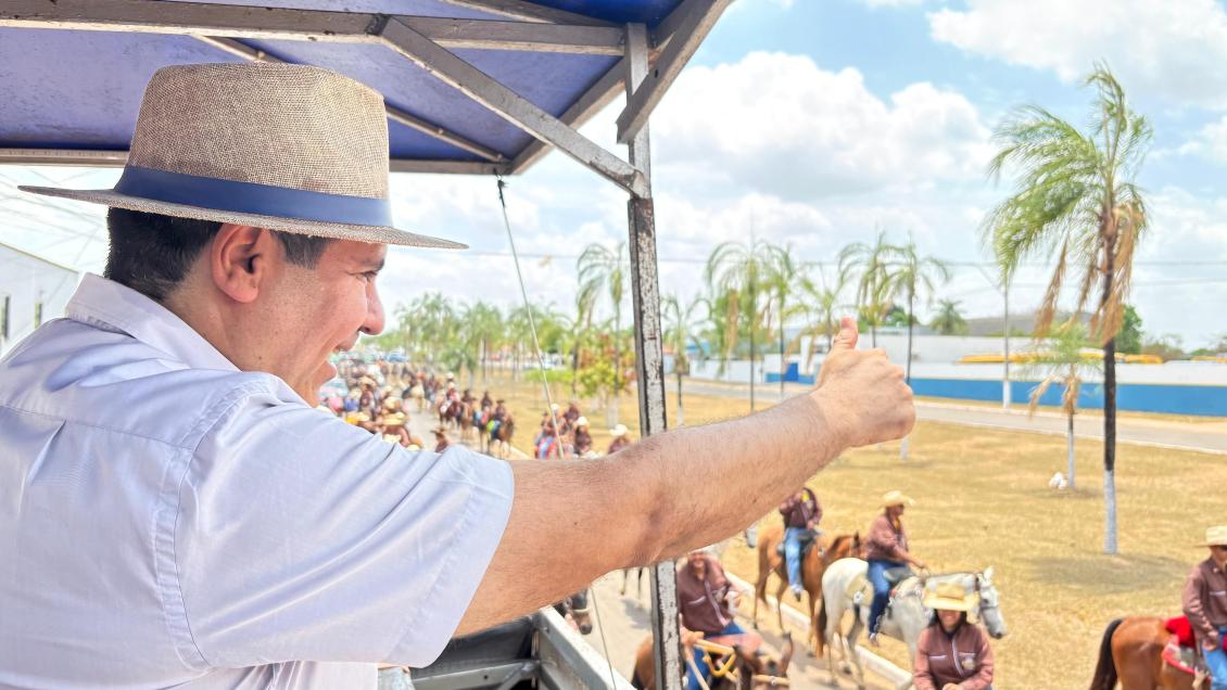 A tradicional festa reuniu 22 comitivas e cerca de 600 cavaleiros e amazonas