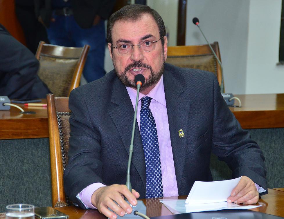 Agricultores familiares serão beneficiados com emenda e Projeto de Lei Agricultores familiares serão beneficiados com emenda e Projeto de Lei