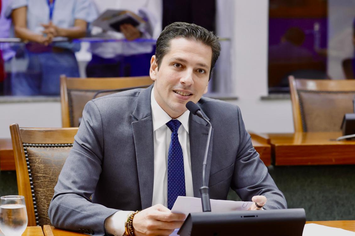 Projeto do deputado prevê isenção de impostos e taxas em todas as etapas dos leilões