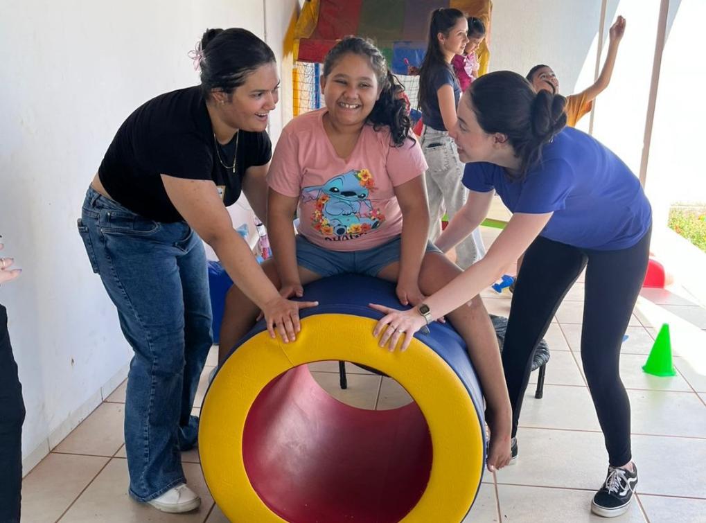 Atividades desenvolvidas pelo Instituto Anjo Azul