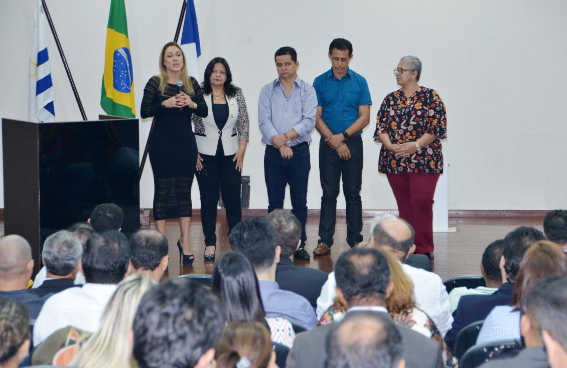 O encontro contou com a participação de parlamentares e servidores da Casa