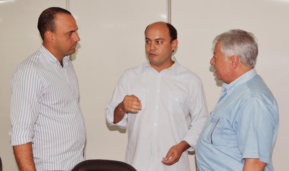 Sandoval vistoria instalações do Parlamento
