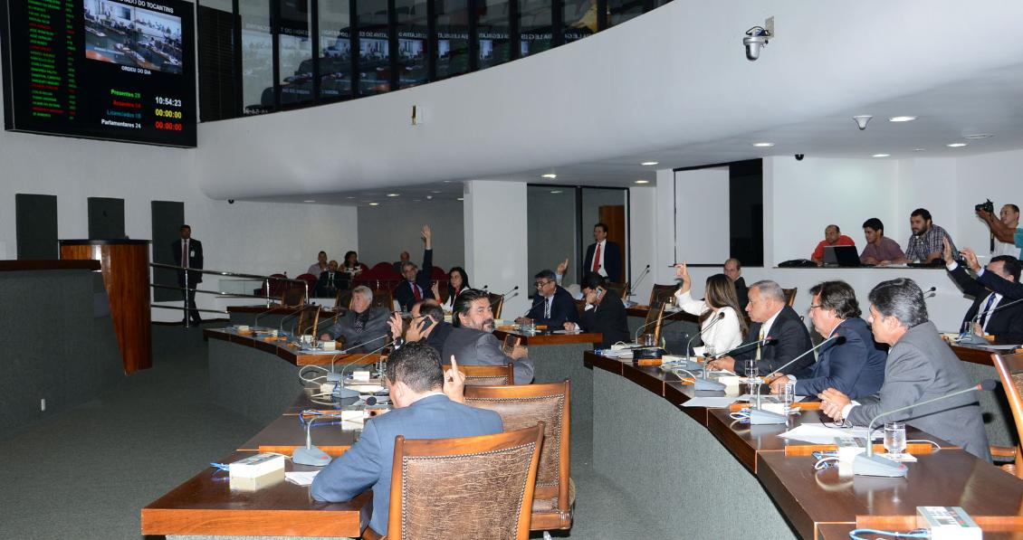 Deputados aprovam projetos do Executivo