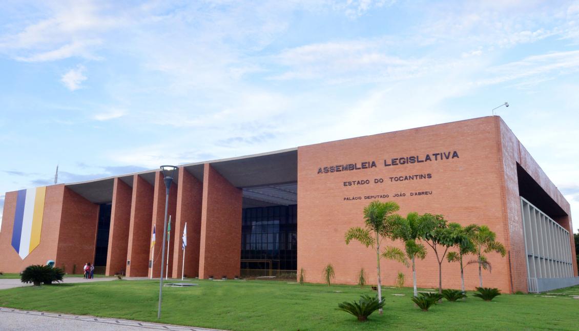 Formada por três servidores, a comissão foi criada no dia 9 de março pelo presidente da Casa Formada por três servidores, a comissão foi criada no dia 9 de março pelo presidente da Casa