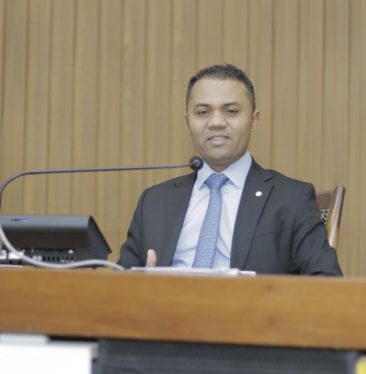 Deputado Moisemar Marinho
