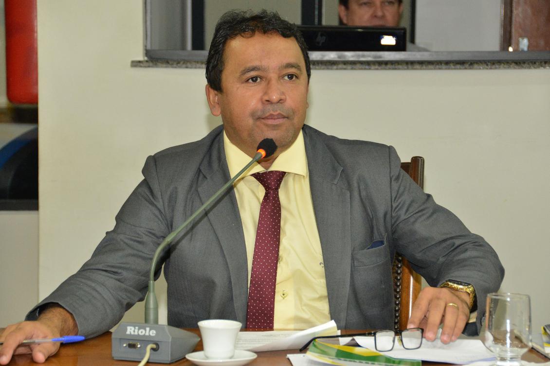 Aprovado novo projeto de Elenil que amplia idade para entrar na PM do Tocantins Aprovado novo projeto de Elenil que amplia idade para entrar na PM do Tocantins
