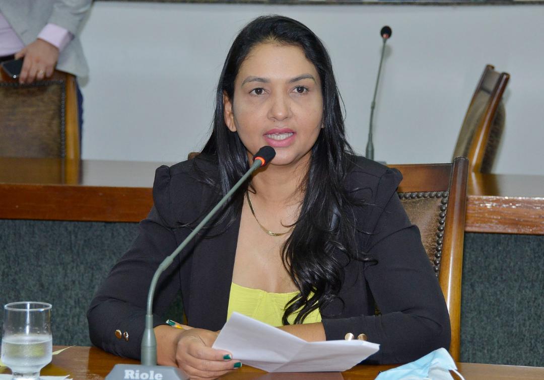 Construção da escola foi solicitada e defendida por Vanda na Assembleia Construção da escola foi solicitada e defendida por Vanda na Assembleia