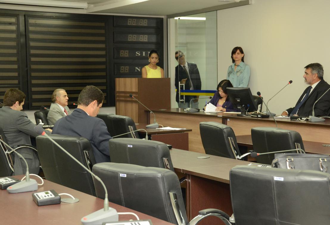 Na Comissão de Finanças, Mourão pede vista em contas do Governo do Estado, do ano de 2011
