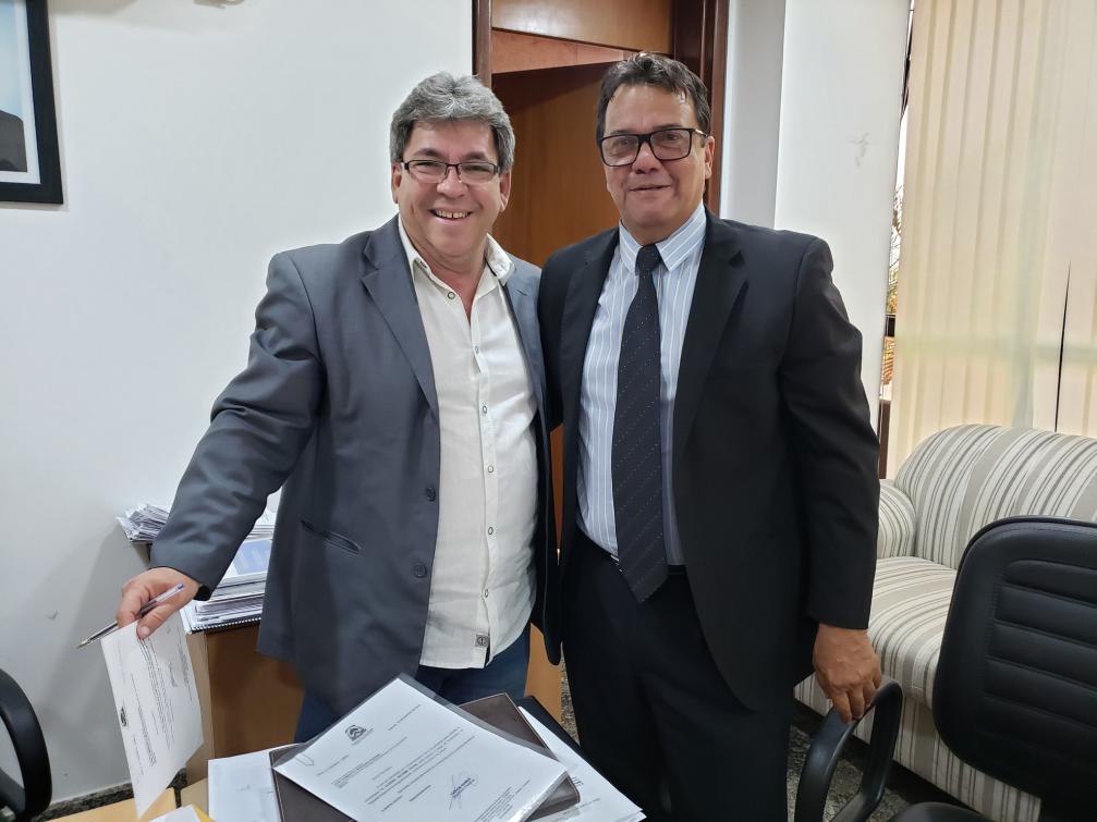 Após constantes reuniões do deputado Fabion com o secretário José Humberto, governo libera emendas Após constantes reuniões do deputado Fabion com o secretário José Humberto, governo libera emendas