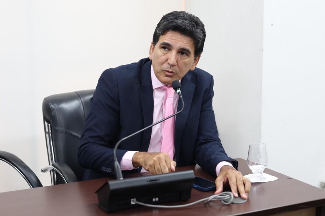 Geo apresentou 15 emendas, sendo nove aprovadas e seis aprovadas com modificações