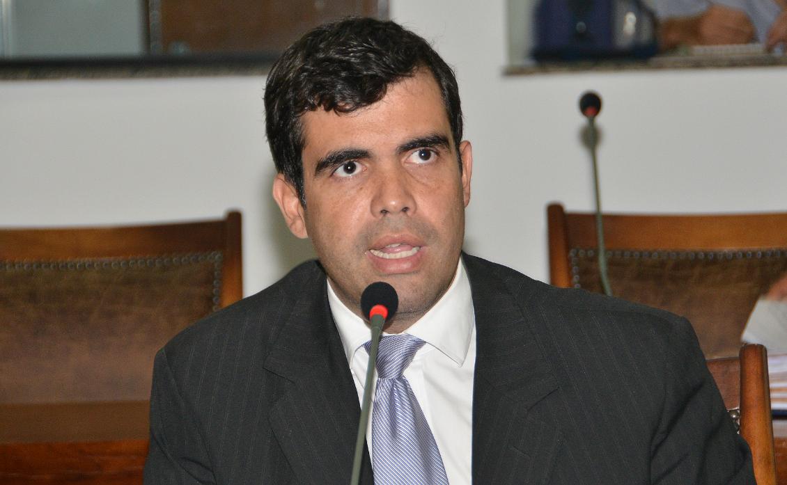 Mesa Diretora da AL encaminha vários projetos para CCJ