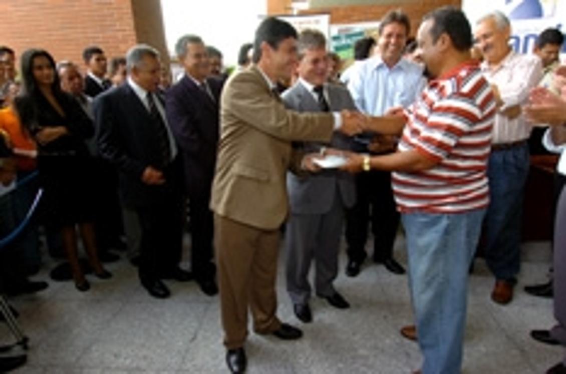 Entrega de tratores Entrega de tratores