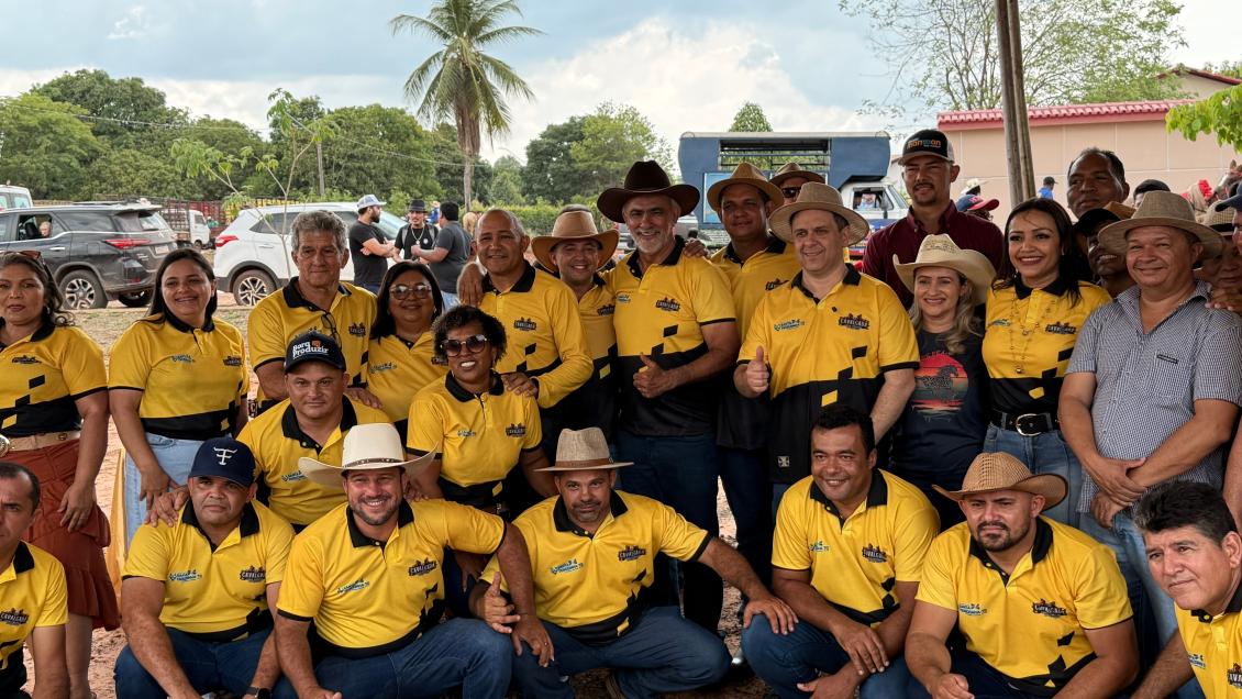 A programação incluiu entrega de troféus e premiações às comitivas participantes