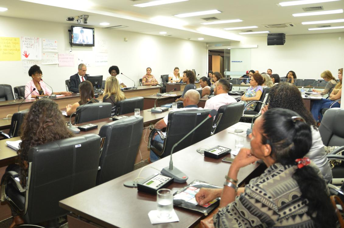 Os autos de resistência foram tema de especial repúdio por parte dos participantes Os autos de resistência foram tema de especial repúdio por parte dos participantes