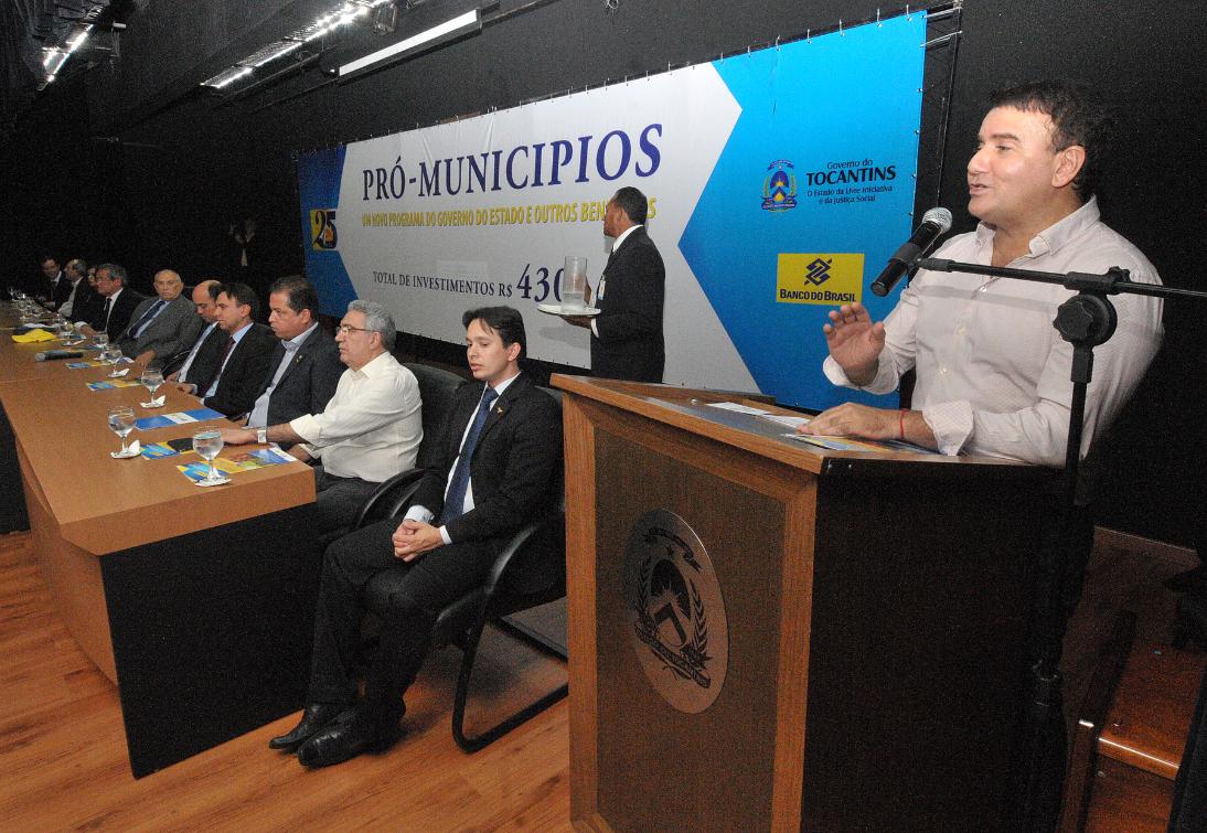 Sandoval participa de lançamento do Programa Pró-Municípios