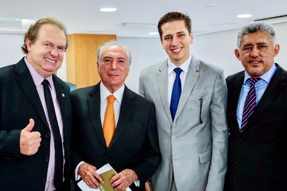 Presidente Carlesse participa de reunião com Michel Temer, Rodrigo Maia e Eunício Oliveira