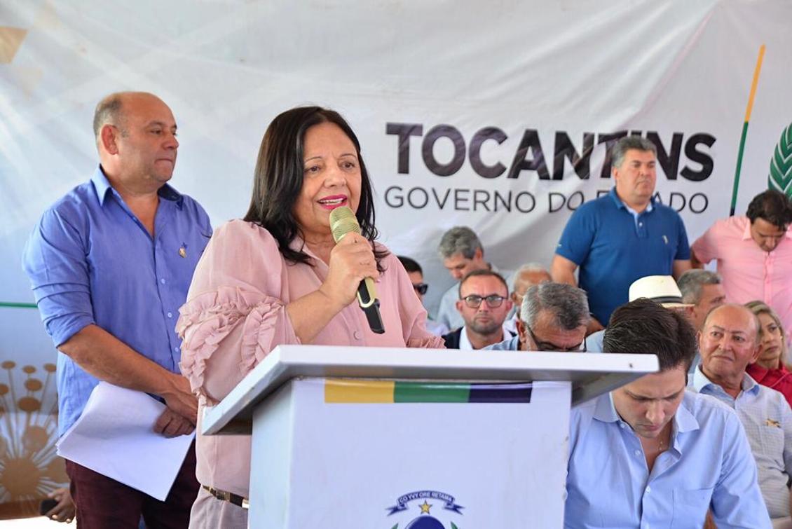 A obra atende requerimento de Valderez apresentado na Aleto. A obra atende requerimento de Valderez apresentado na Aleto.