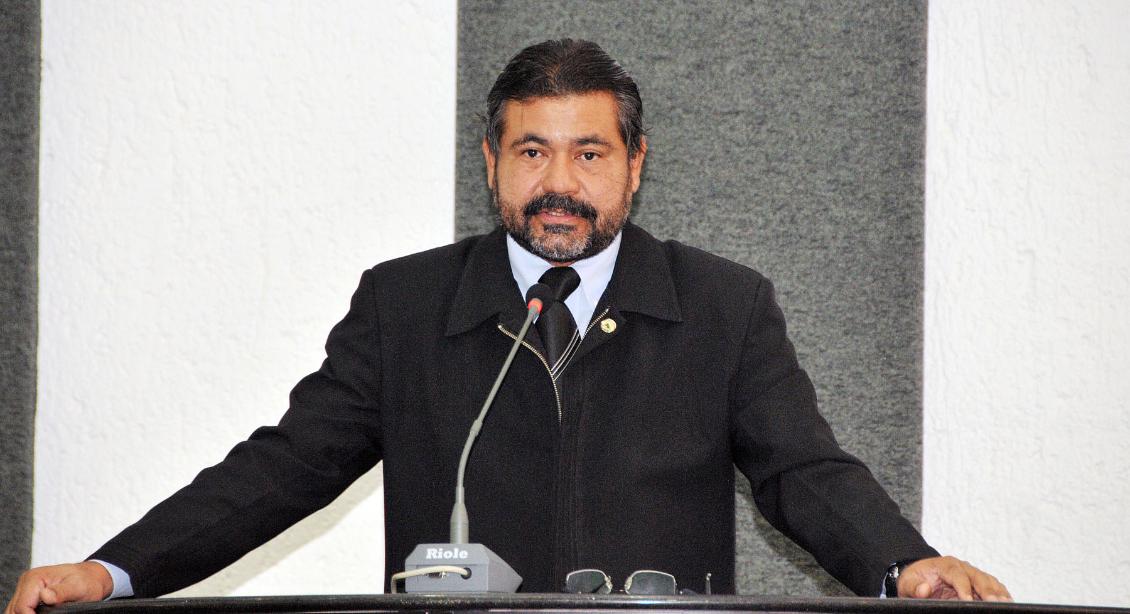 Aragão enaltece profissionalismo de policial Aragão enaltece profissionalismo de policial
