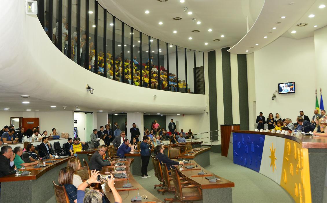 Evento foi realizado no plenário da Assembleia