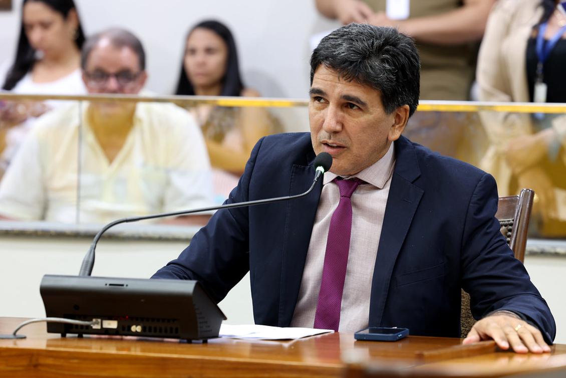 O requerimento, em tramitação na Assembleia Legislativa.