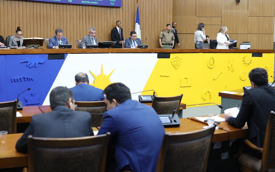 Matéria foi aprovada pelo plenário na sessão vespertina desta quarta-feira, 17