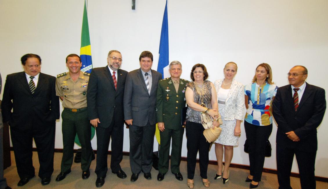Homenageado, convidados e parlamentares Homenageado, convidados e parlamentares