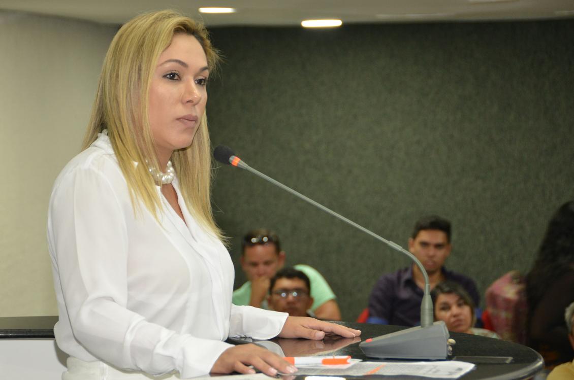 Deputada Luana Ribeiro é autora da proposta Deputada Luana Ribeiro é autora da proposta