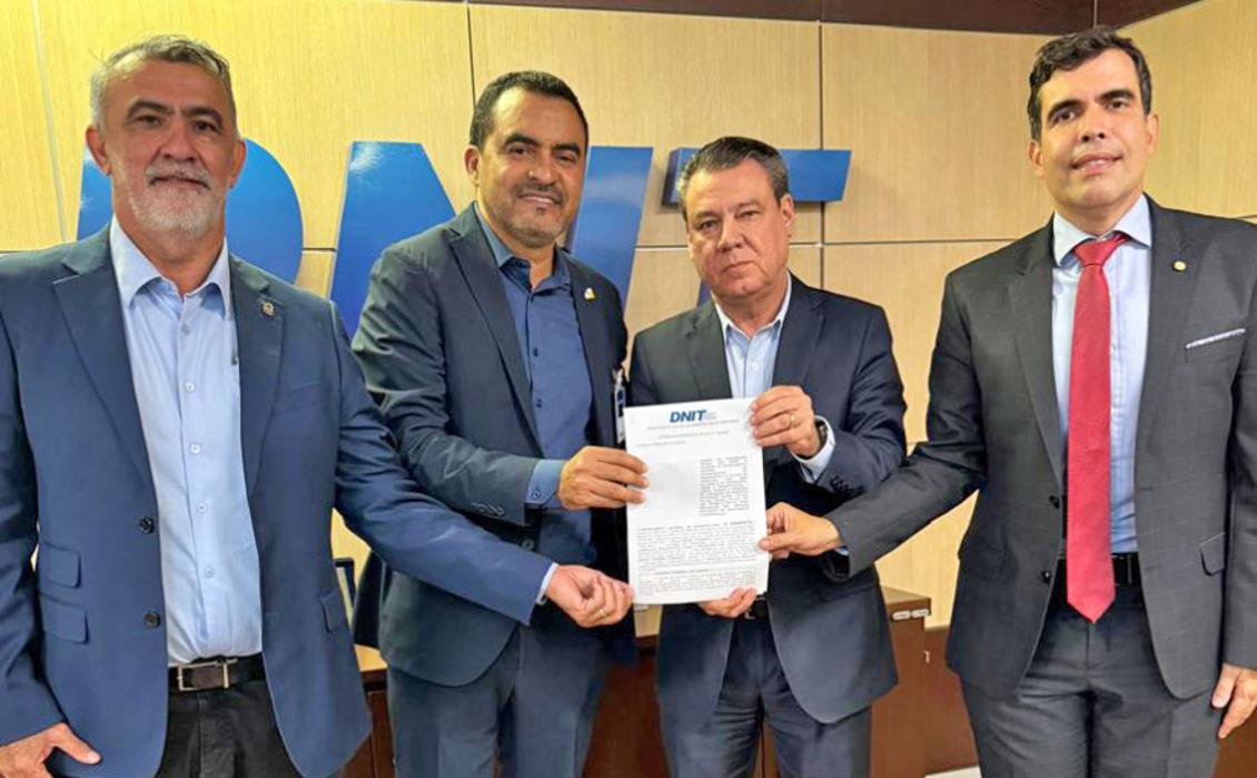 Reunião ocorreu na tarde desta quarta-feira, 21, em Brasília/DF. Reunião ocorreu na tarde desta quarta-feira, 21, em Brasília/DF.
