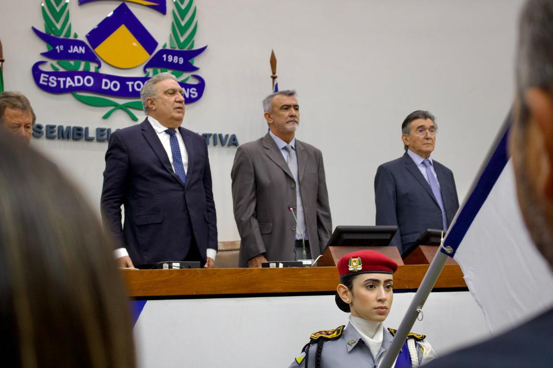 A solenidade contou com a presença de lideranças políticas e sociais.