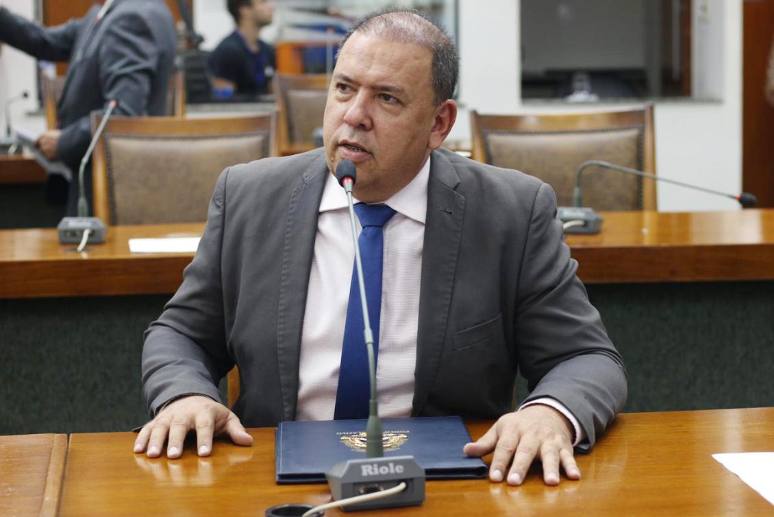 Trecho que liga Palmeirante à Barra do Ouro está em estado crítico.