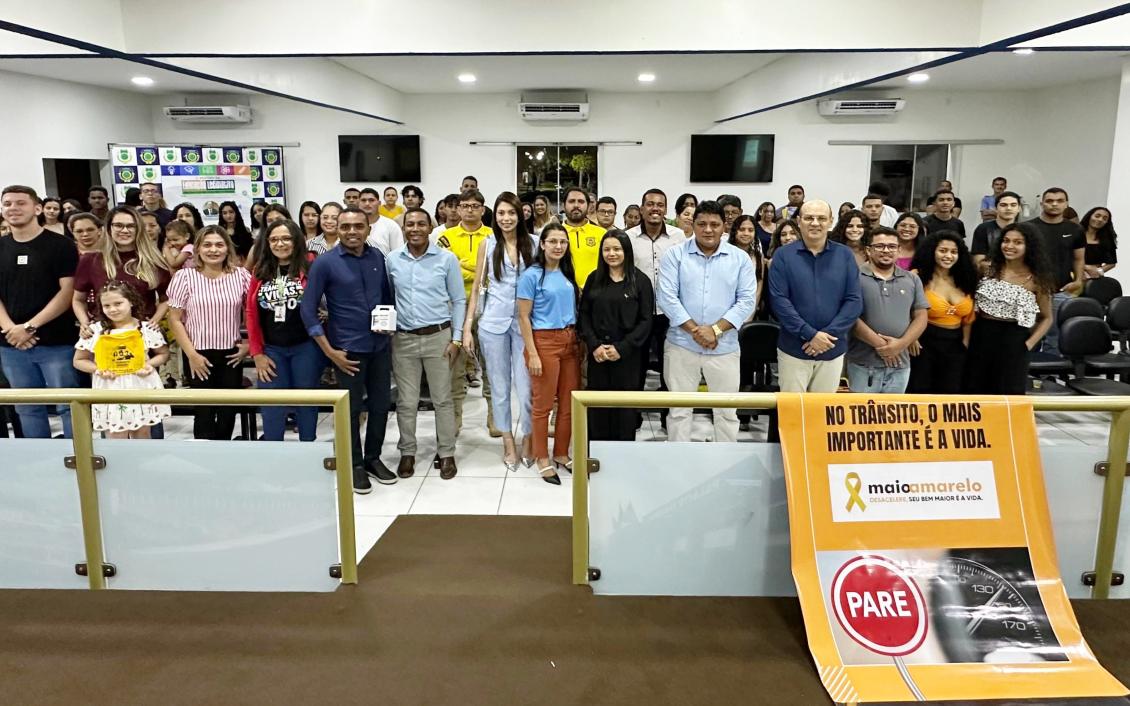 Encontro ocorreu na Câmara Municipal de Araguatins e reuniu universitários Encontro ocorreu na Câmara Municipal de Araguatins e reuniu universitários
