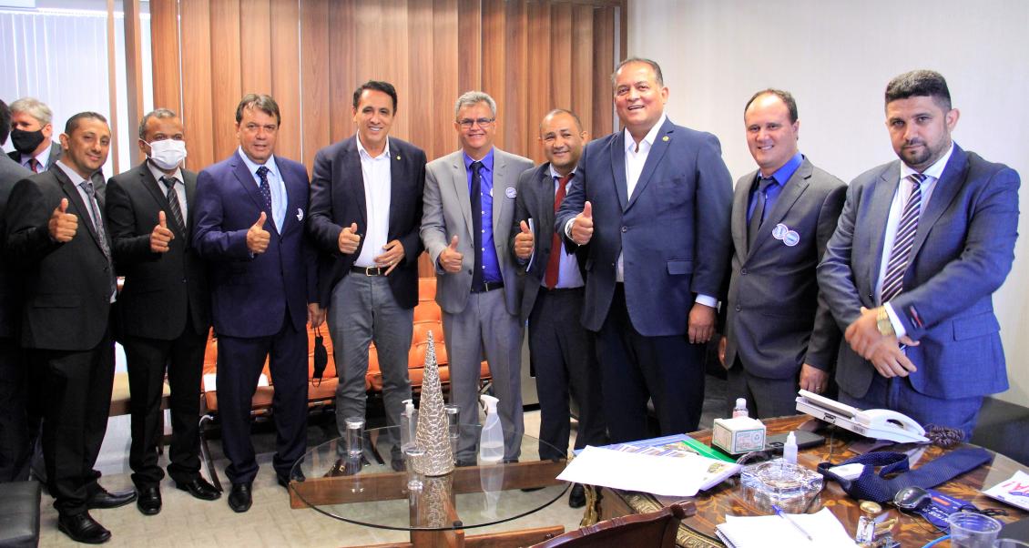 Em Brasília, Fabion acompanhado de prefeitos eleitos medeia viabilização de emendas para municípios