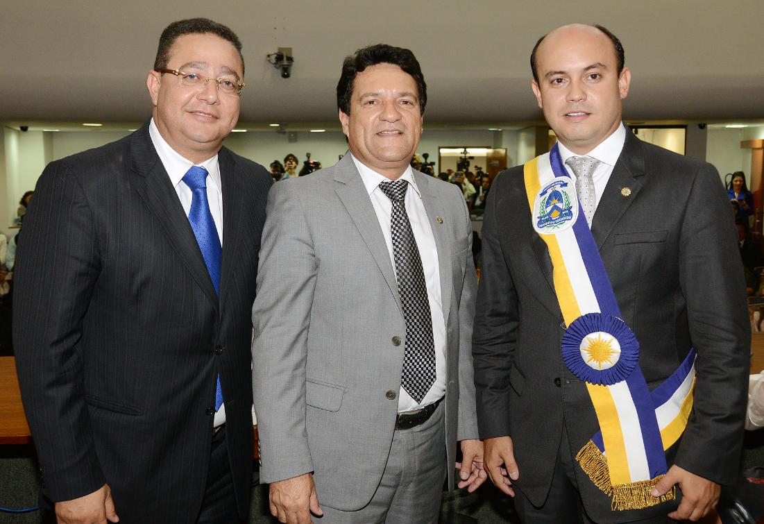 Sandoval Cardoso é oficialmente empossado Governador do Tocantins