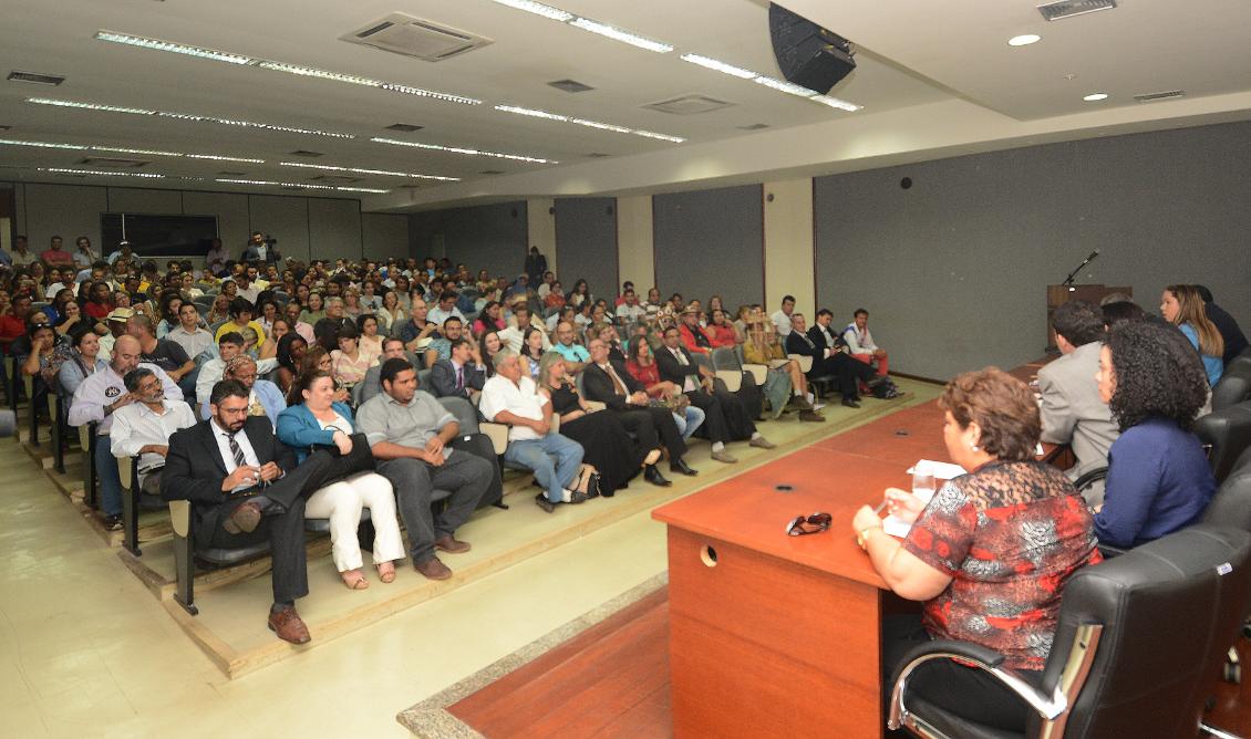 Artistas lotam o auditório da AL em busca da identidade cultural do Tocantins